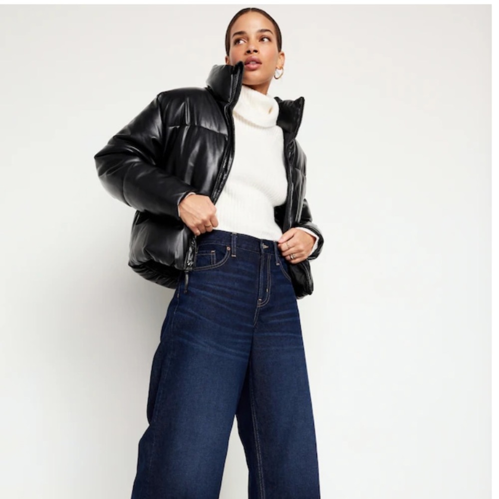 Old Navy Mock Neck Faux Leather Puffer Jacket Black Small